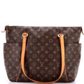 Totally Handbag Monogram Canvas MM