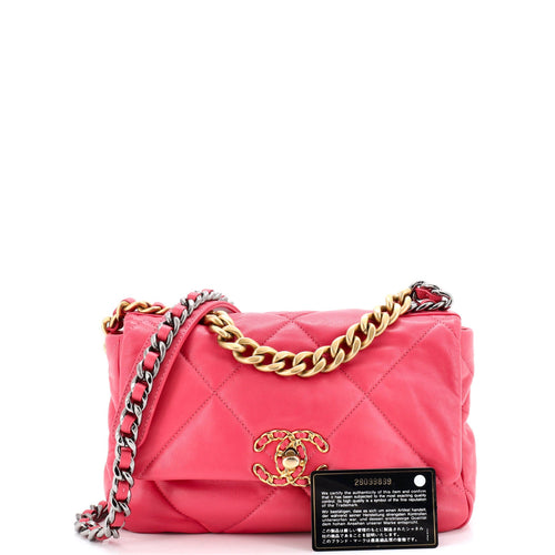 19 Flap Bag Quilted Leather Medium