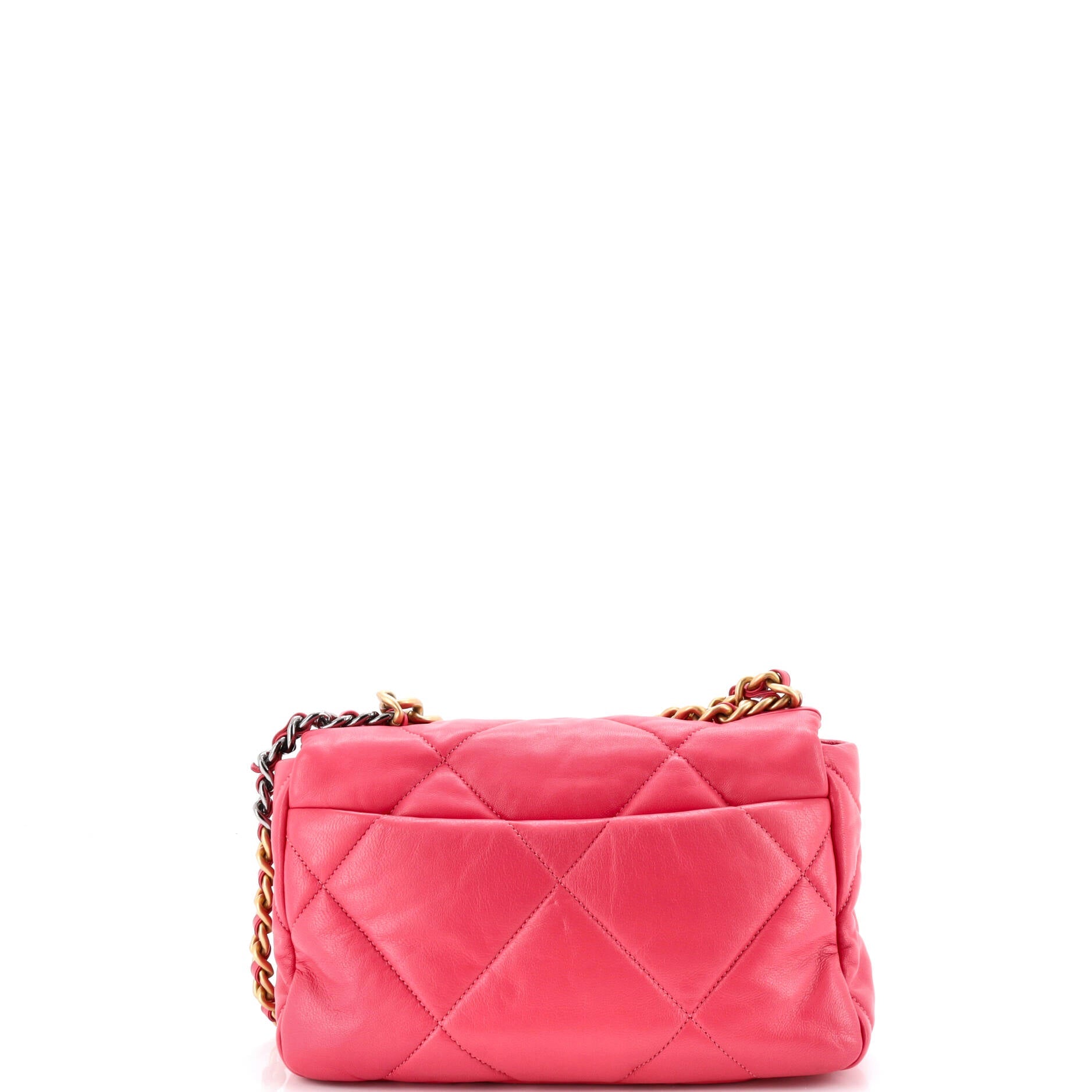 19 Flap Bag Quilted Leather Medium