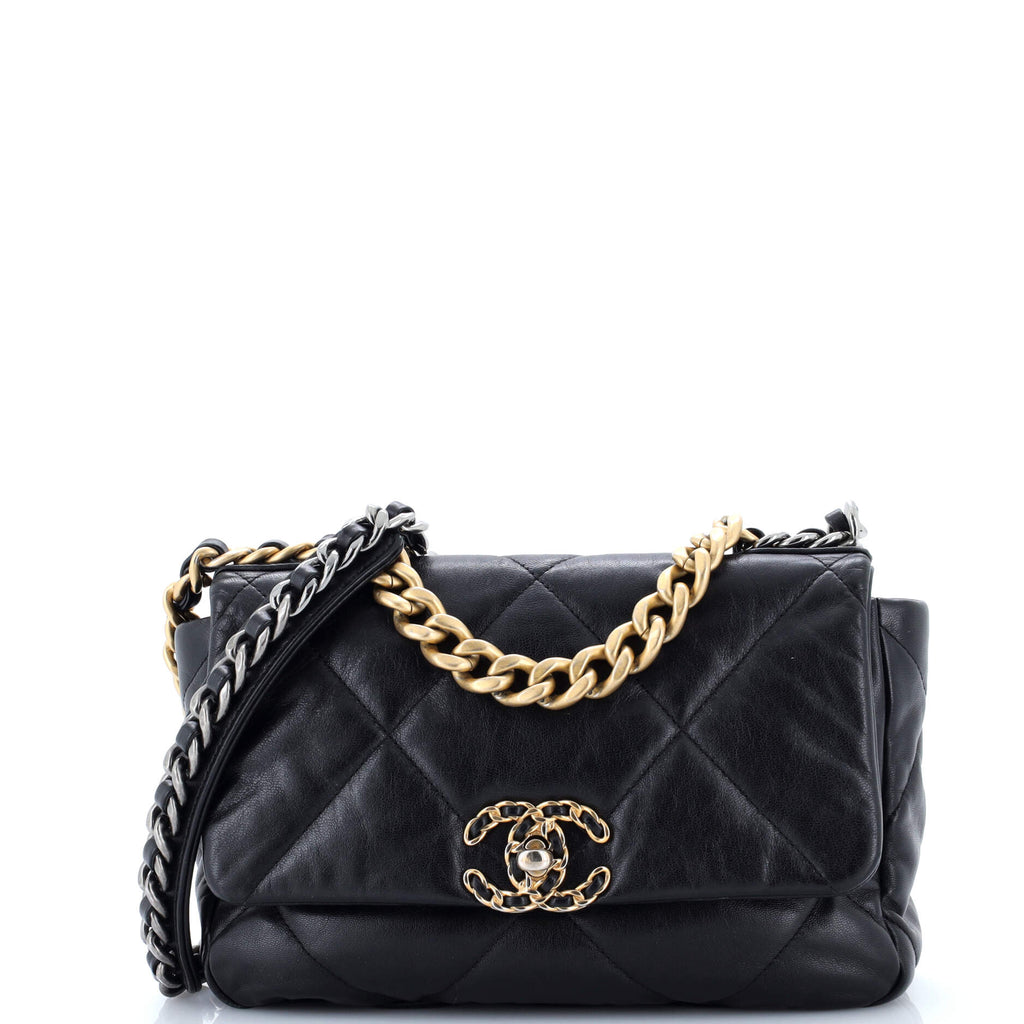 19 Flap Bag Quilted Leather Medium
