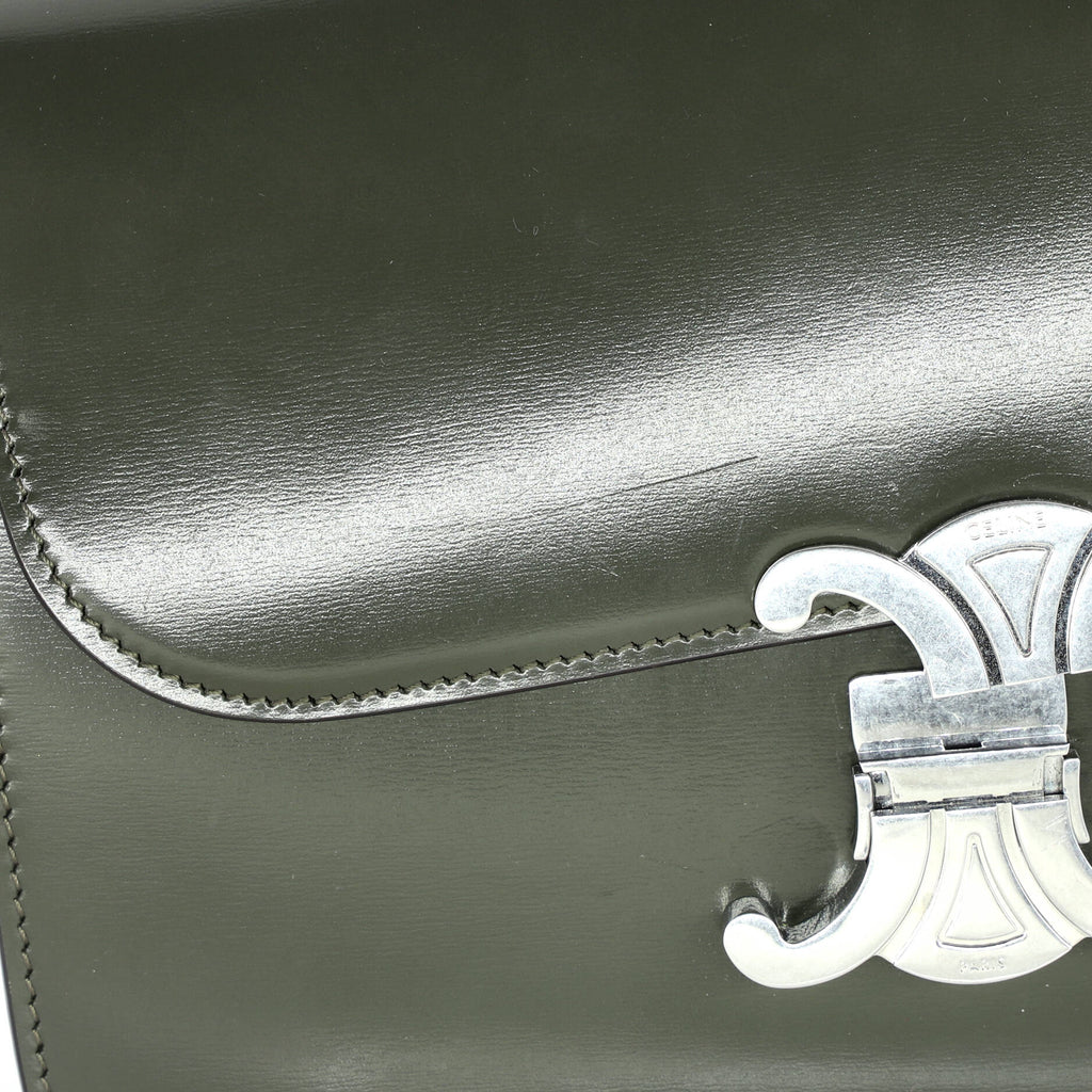 Triomphe Shoulder Bag Smooth Calfskin Medium