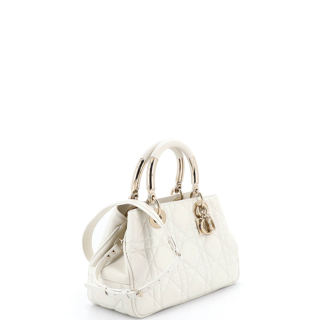 Lady 95.22 Bag Cannage Embossed Leather Medium