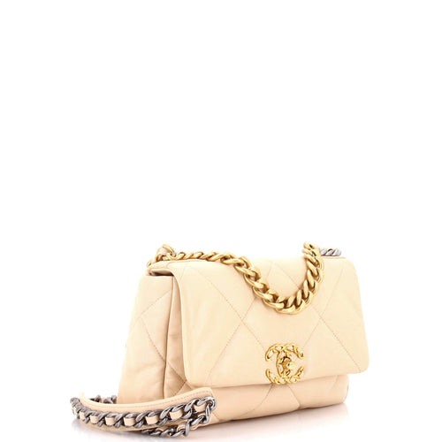 19 Flap Bag Quilted Leather Medium