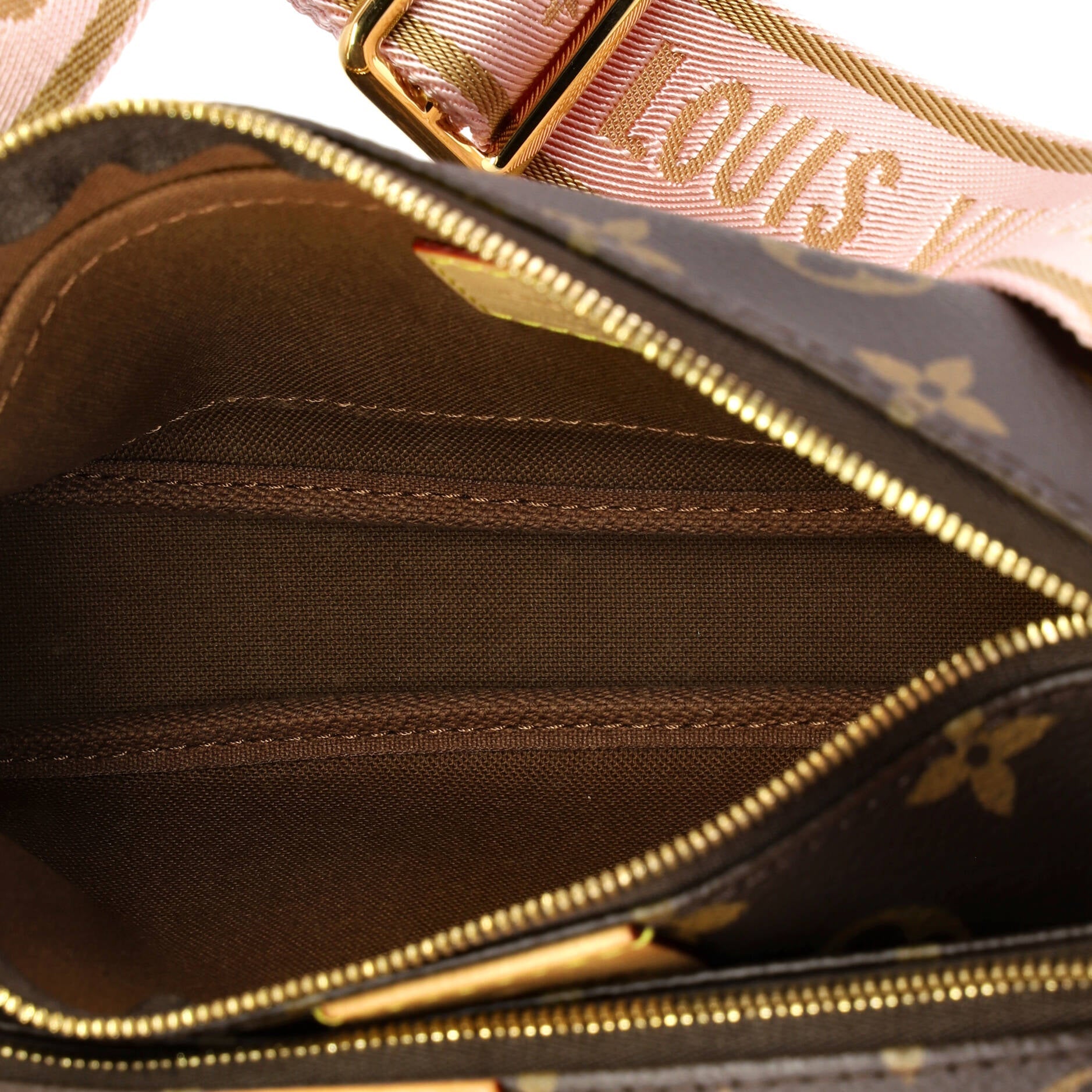 Multi Pochette Accessoires Monogram Canvas