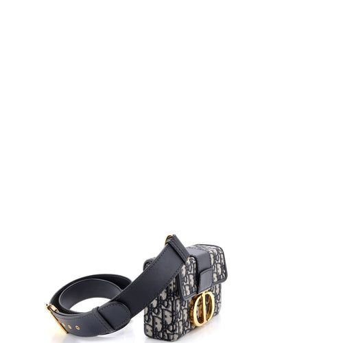 30 Montaigne Box Bag Oblique Canvas