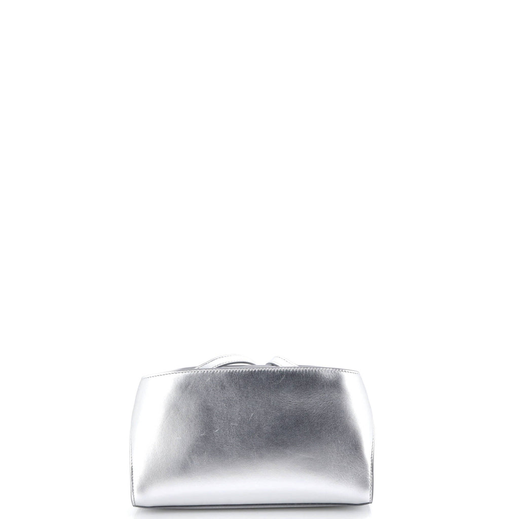 Hug Pouch Bag Leather Mini