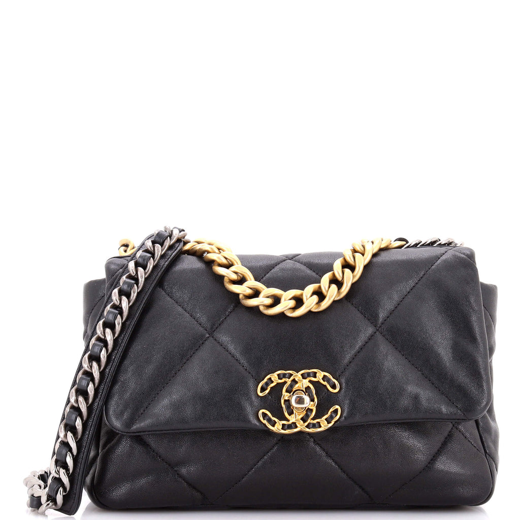 19 Flap Bag Quilted Leather Medium