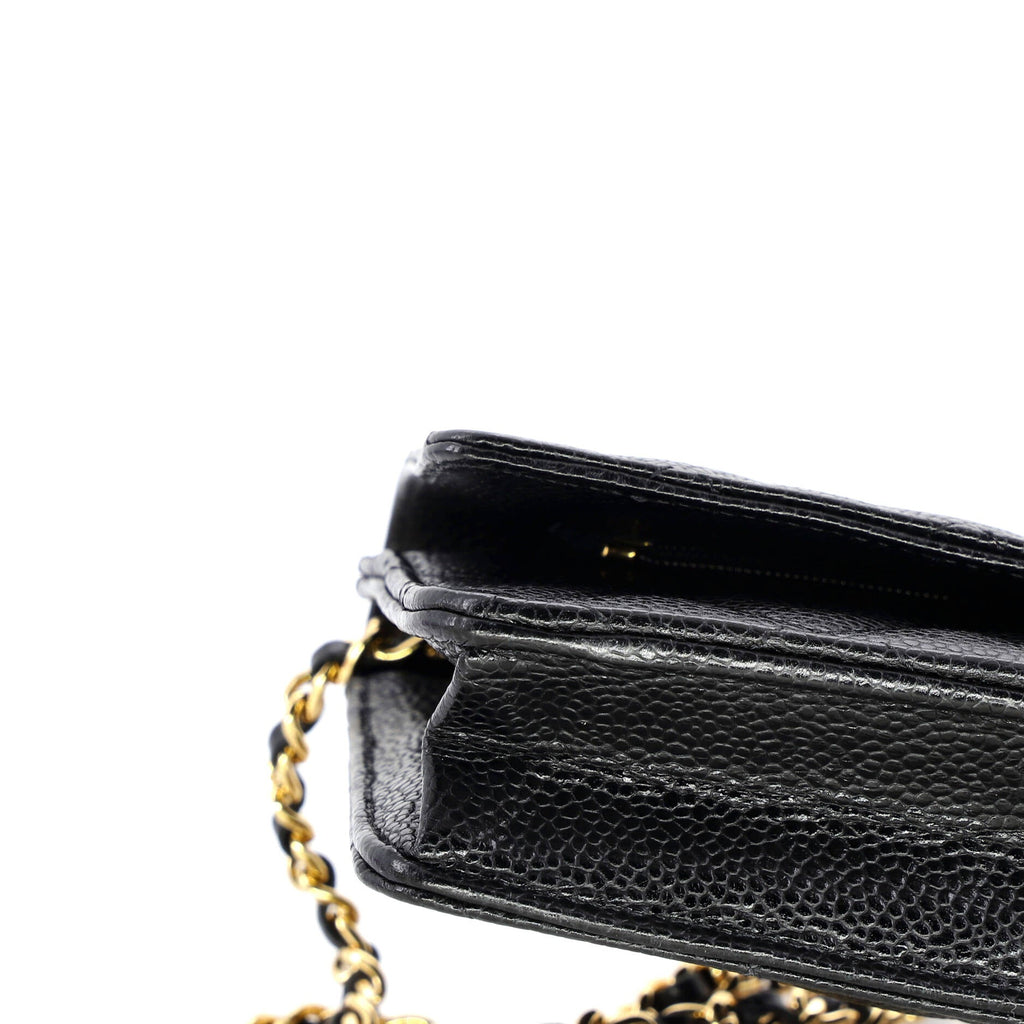 Wallet on Chain Quilted Caviar