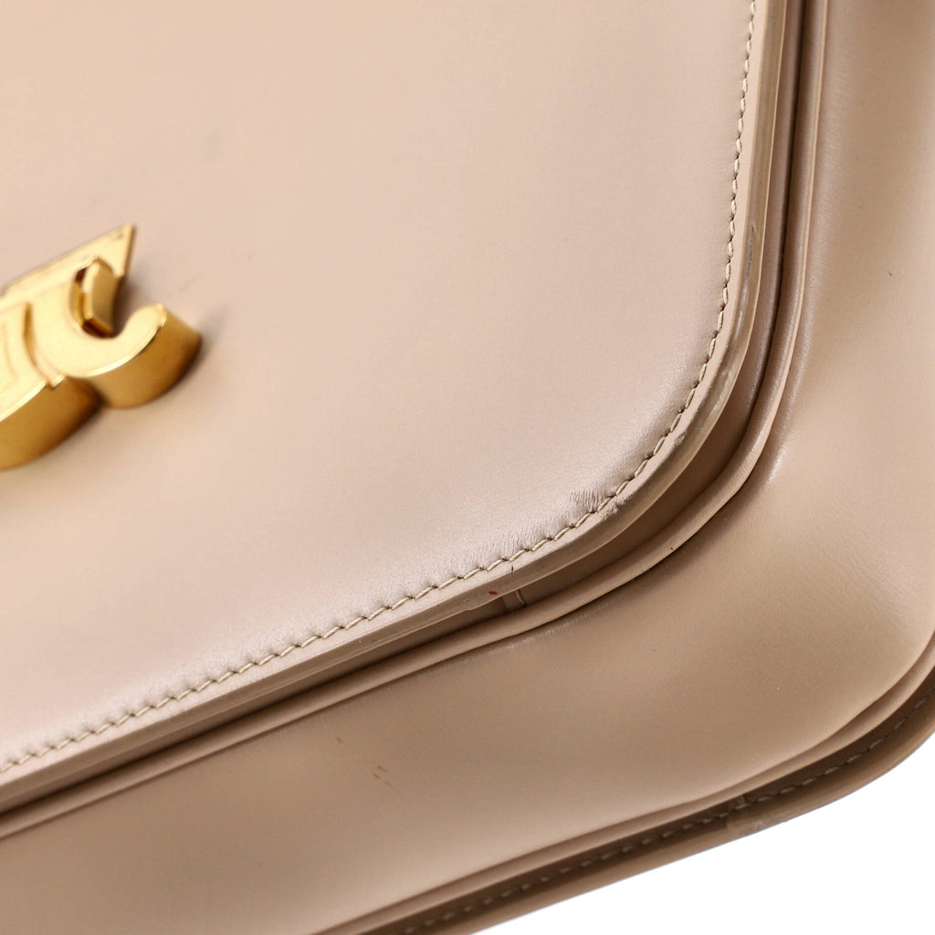 Triomphe Shoulder Bag Smooth Calfskin Medium