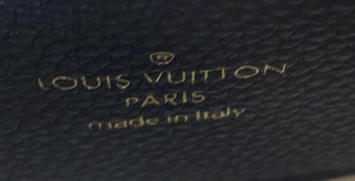 LV Pont 9 Soft Bag Leather PM