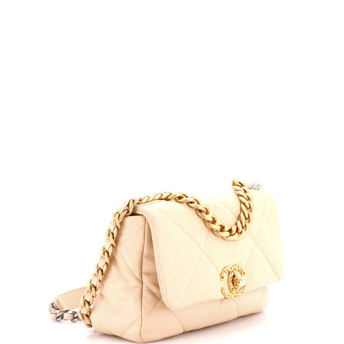 19 Flap Bag Quilted Leather Medium