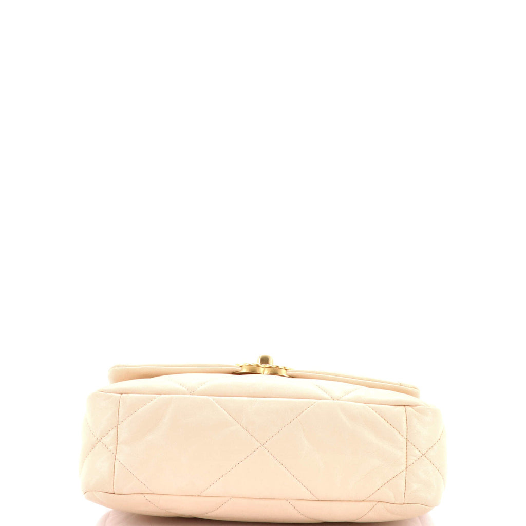 19 Flap Bag Quilted Leather Medium