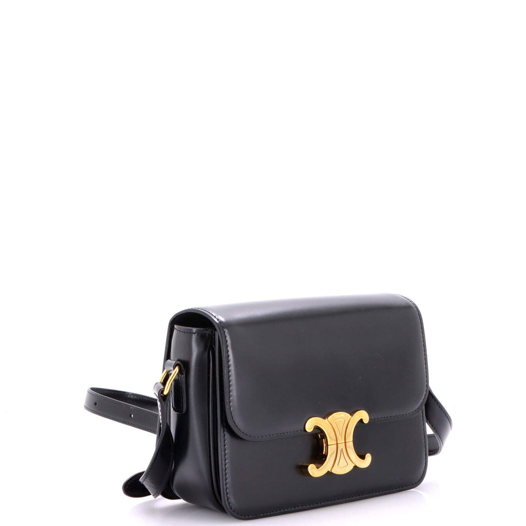 Triomphe Shoulder Bag Smooth Calfskin Teen