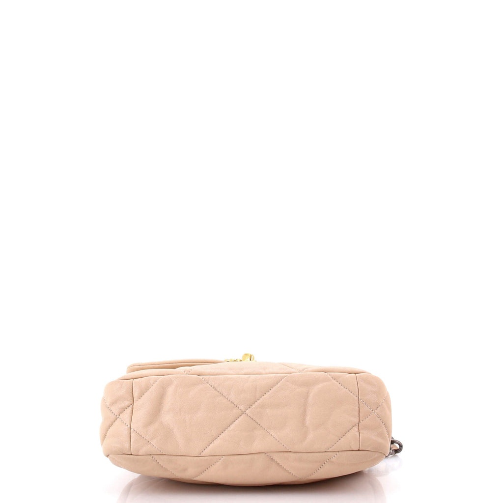 19 Flap Bag Quilted Leather Medium