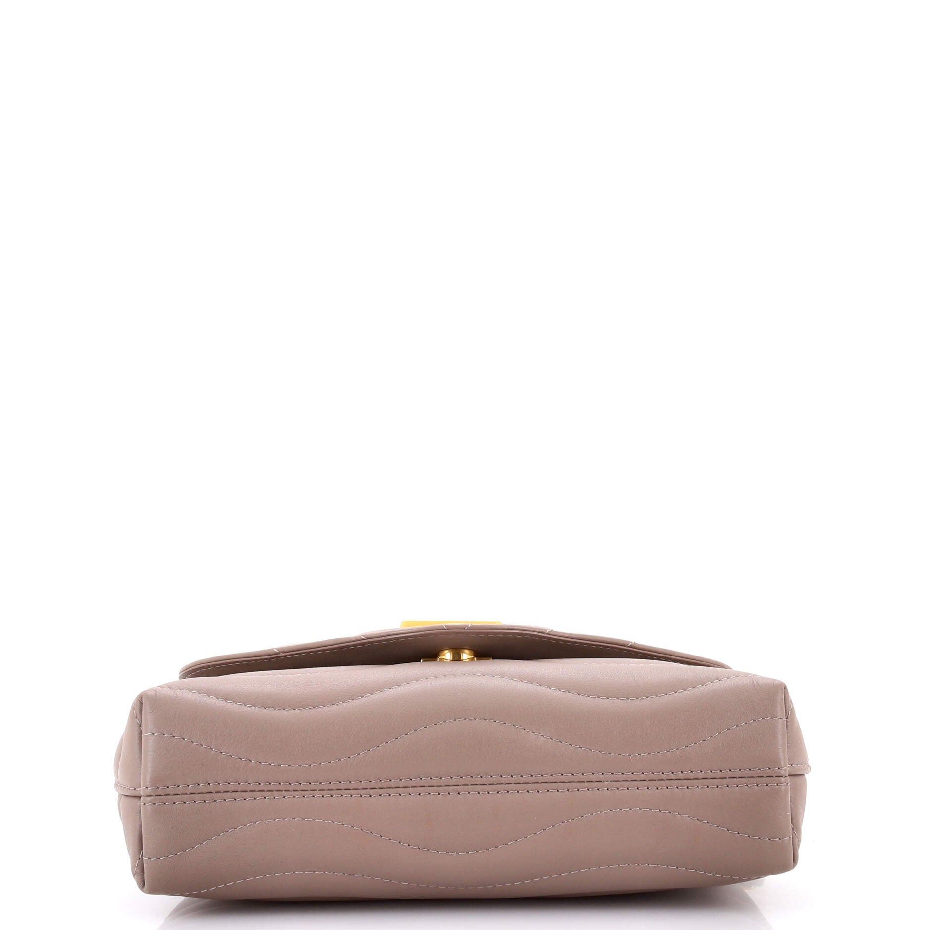 New Wave Chain Bag NM Quilted Leather MM