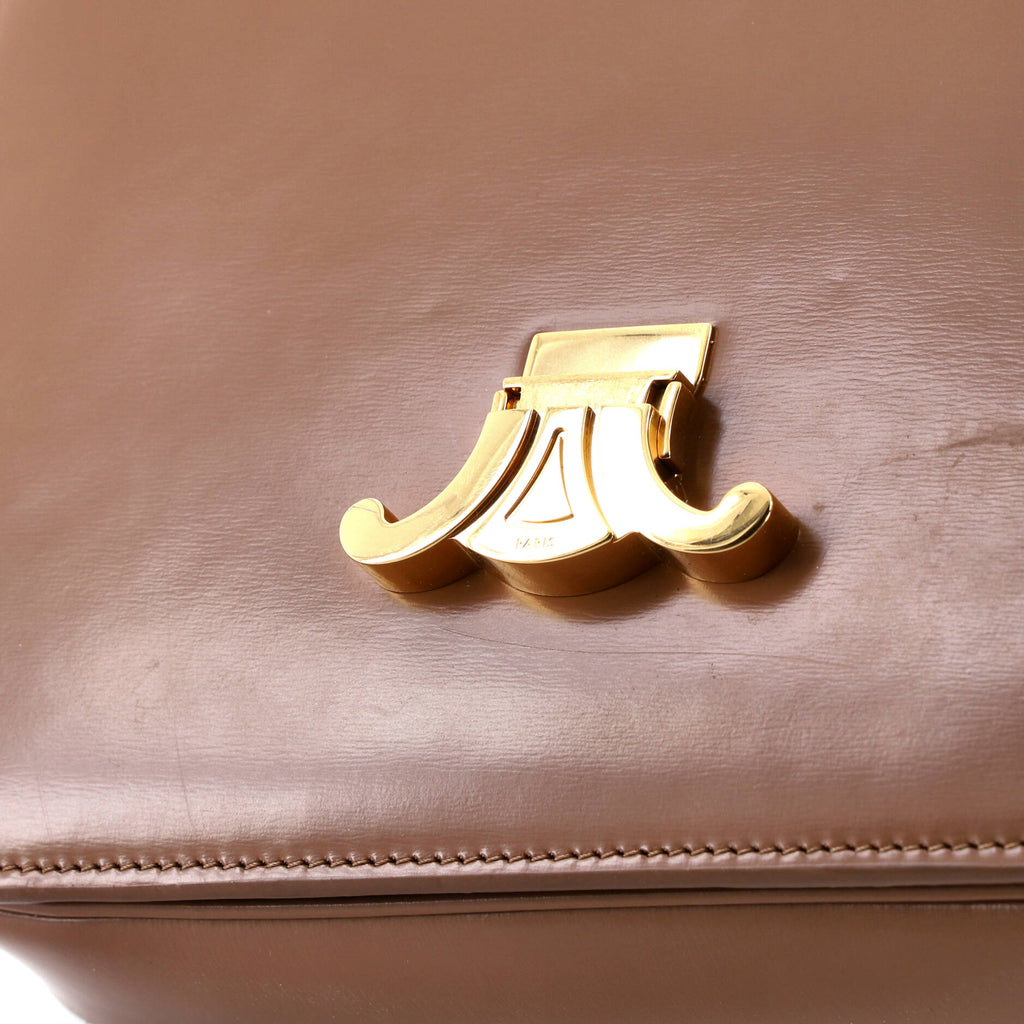 Triomphe Shoulder Bag Smooth Calfskin Large