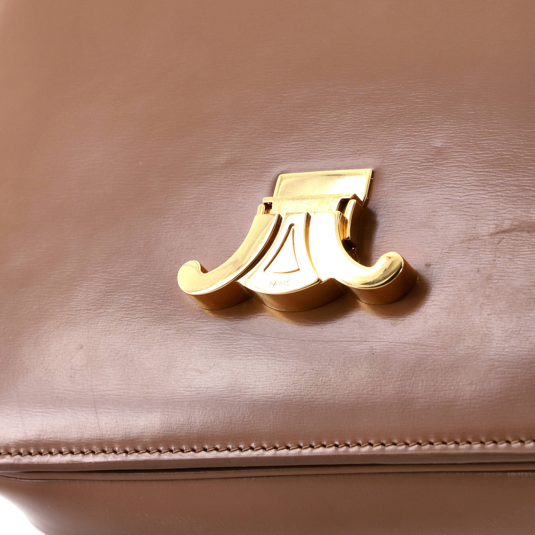 Triomphe Shoulder Bag Smooth Calfskin Large