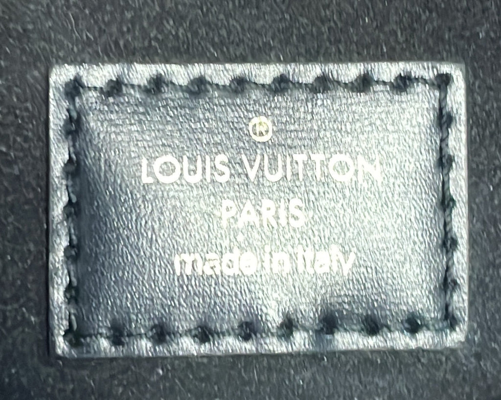 Pochette Metis Reverse Monogram Canvas