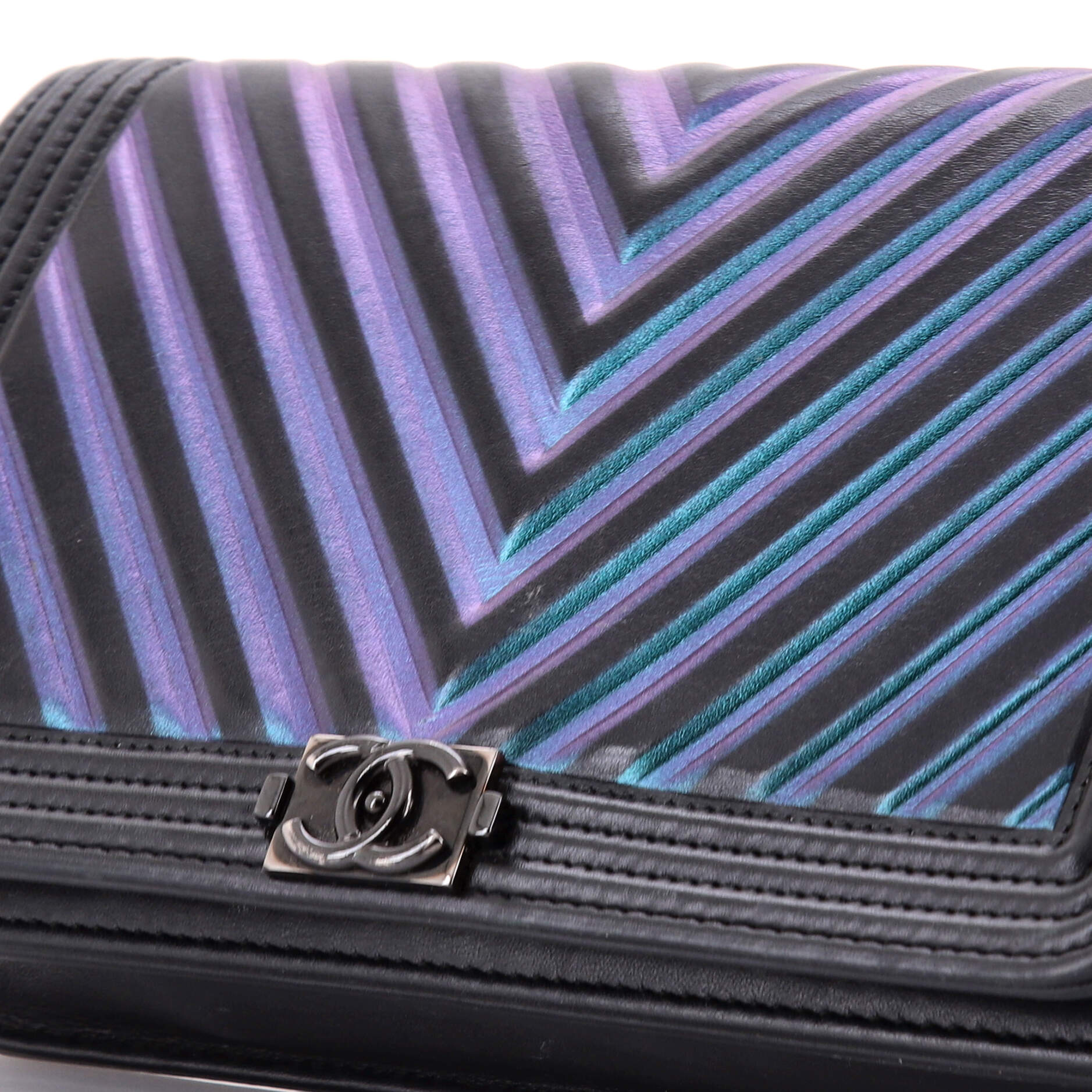 Boy Wallet on Chain Chevron Painted Calfskin