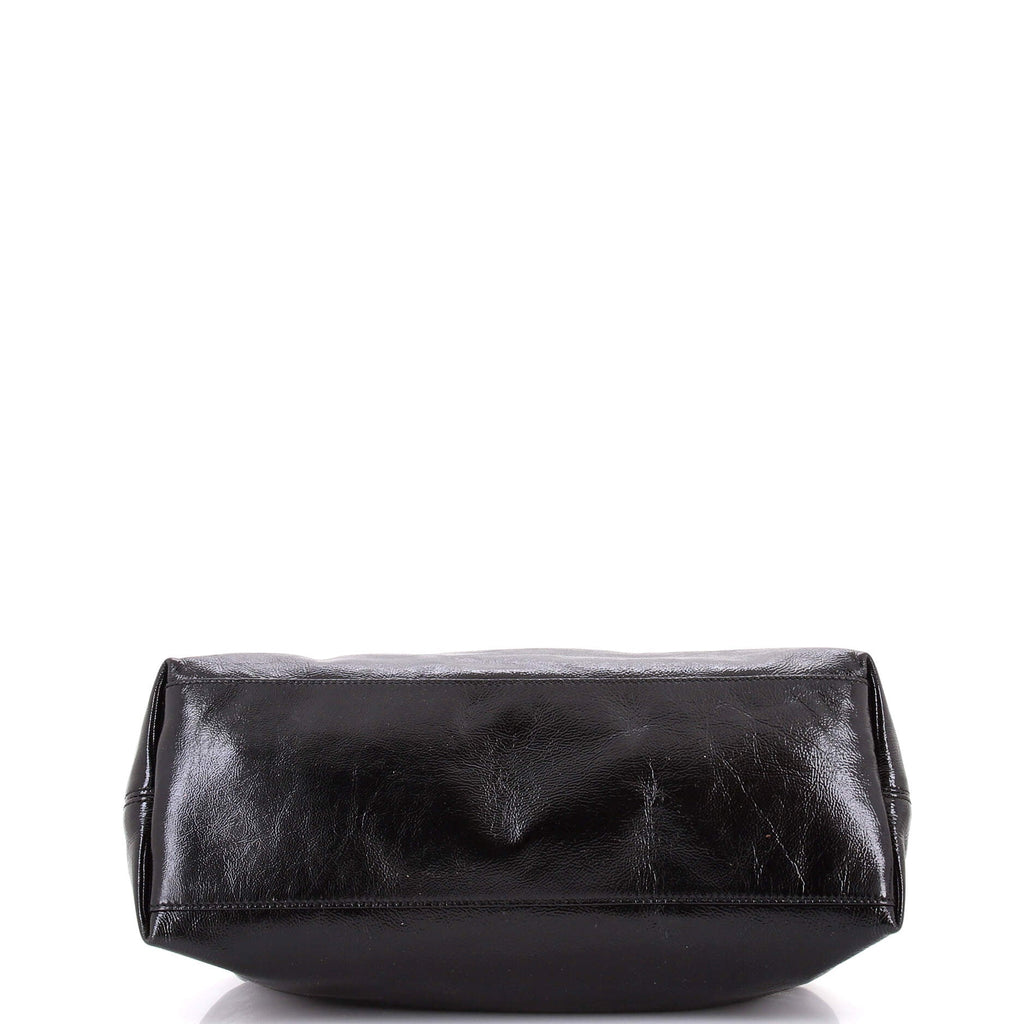 Soho Chain Strap Shoulder Bag Patent Medium