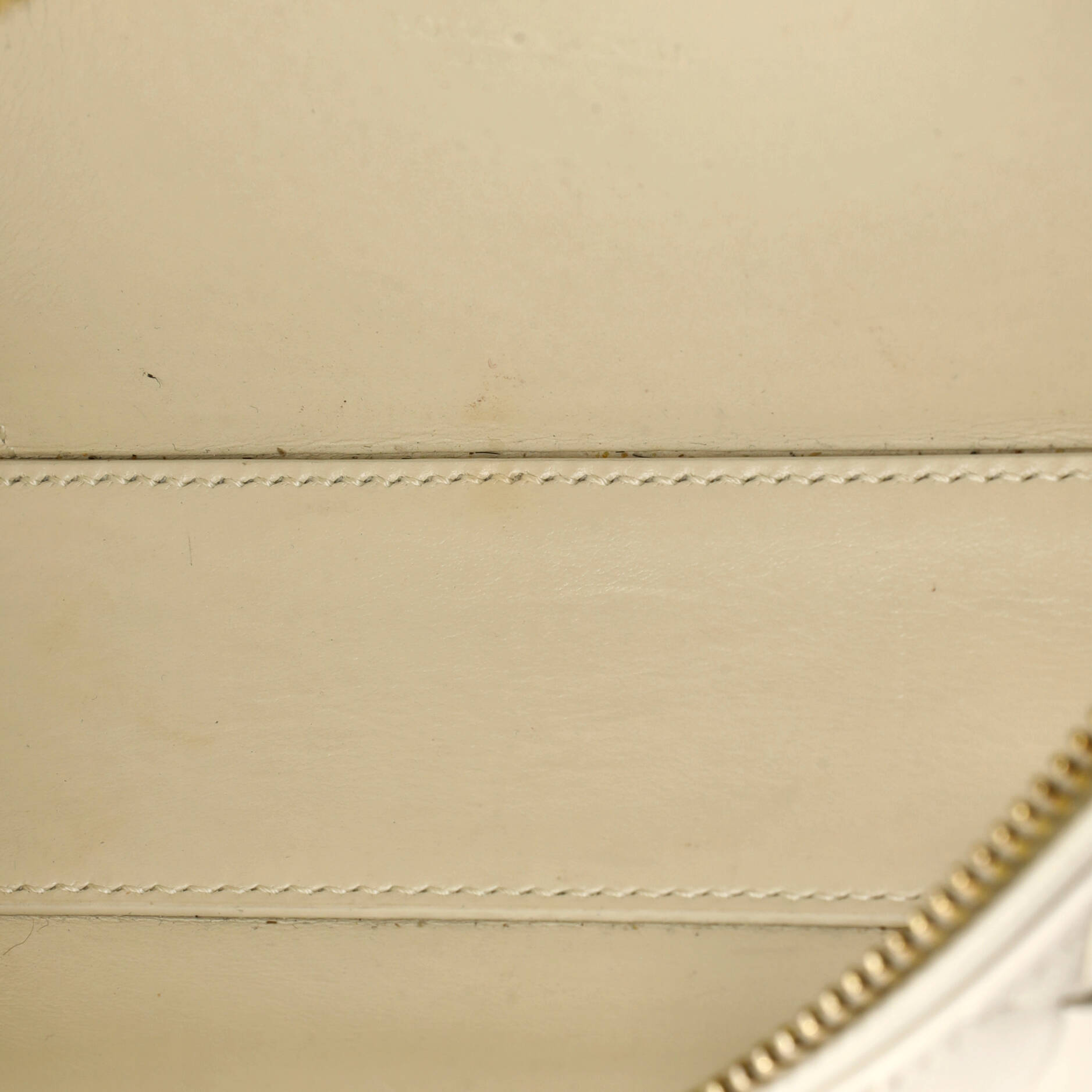 Bang Bang Vanity Case Intrecciato Leather