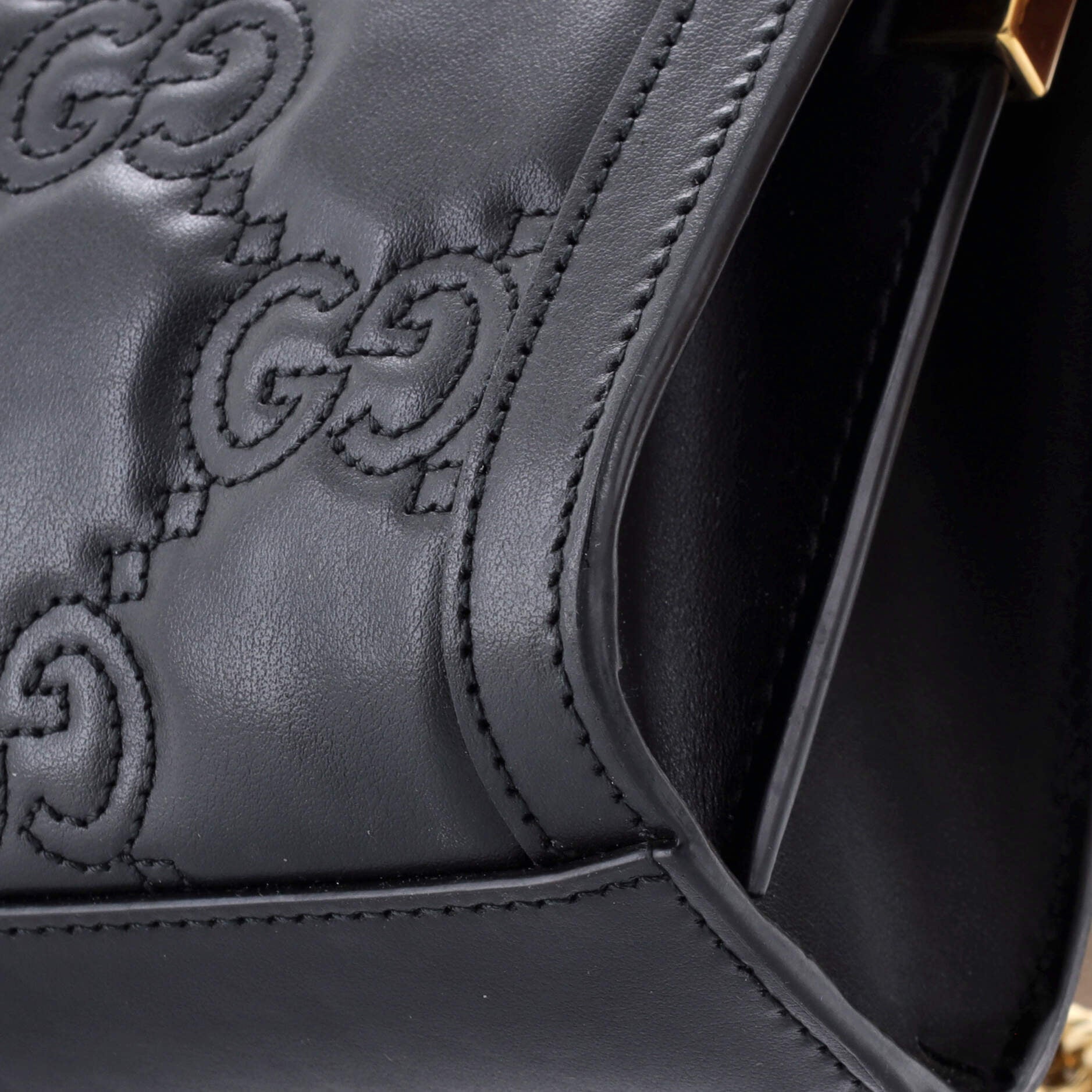 GG Shoulder Bag GG Matelasse Leather Small