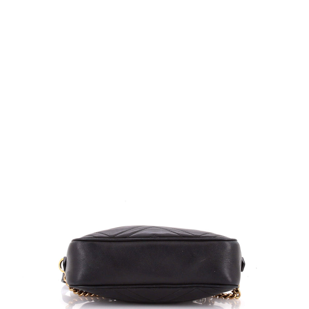 GG Marmont Shoulder Bag Matelasse Leather Small