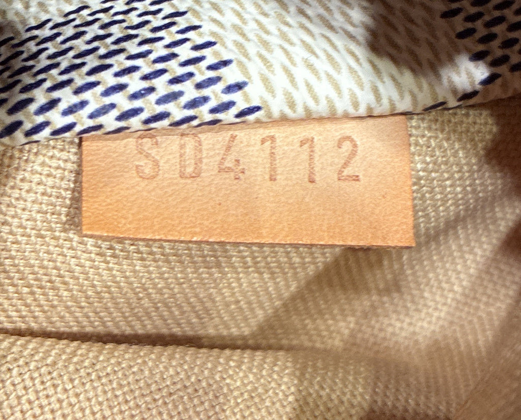 Totally Handbag Damier PM
