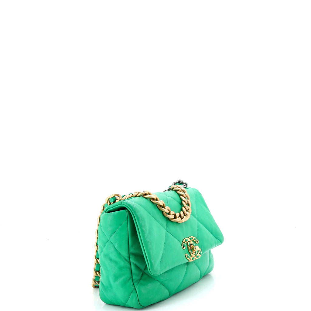 19 Flap Bag Quilted Leather Medium
