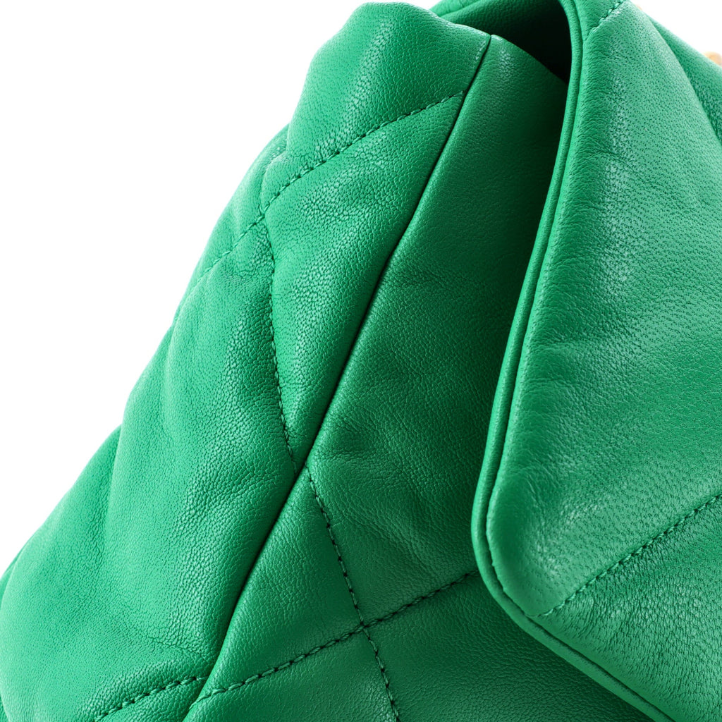 19 Flap Bag Quilted Leather Medium