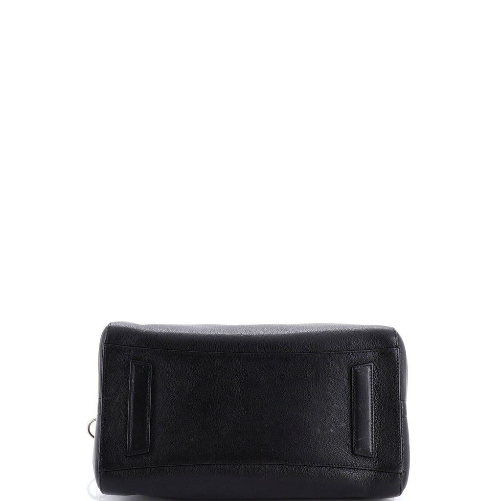 Antigona Bag Leather Medium