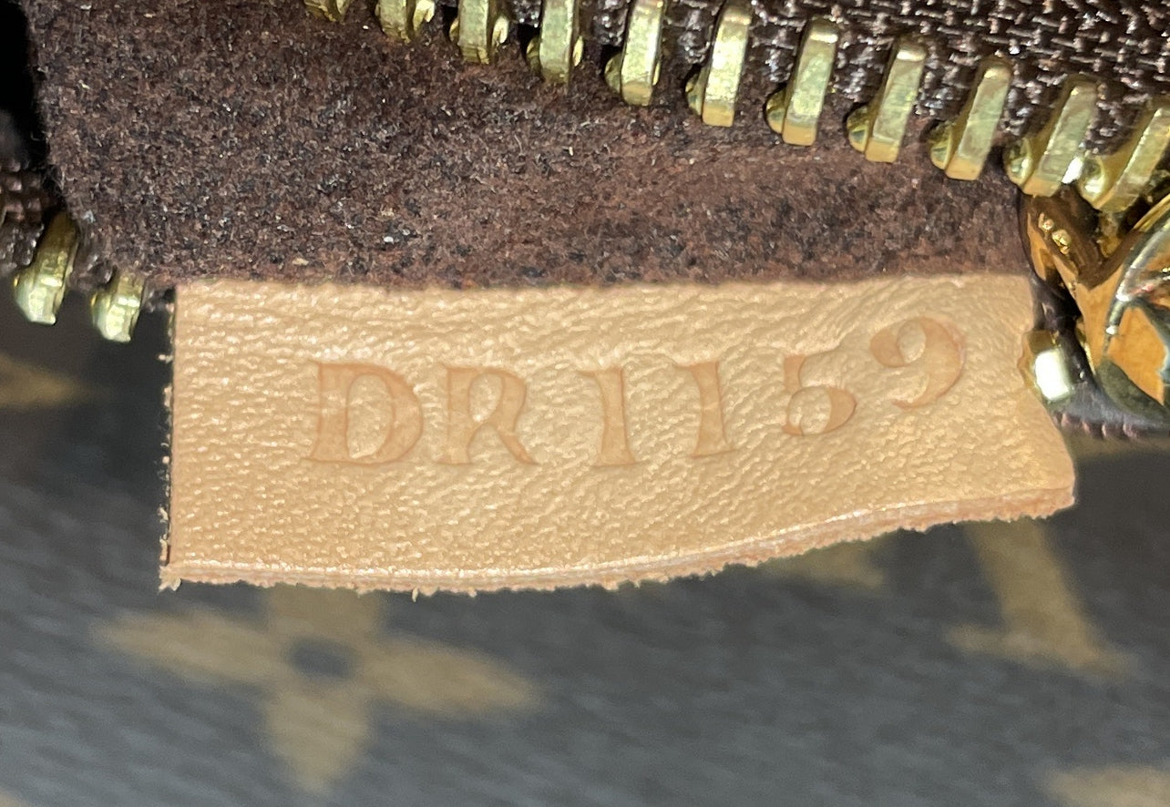 Pochette Metis Monogram Canvas