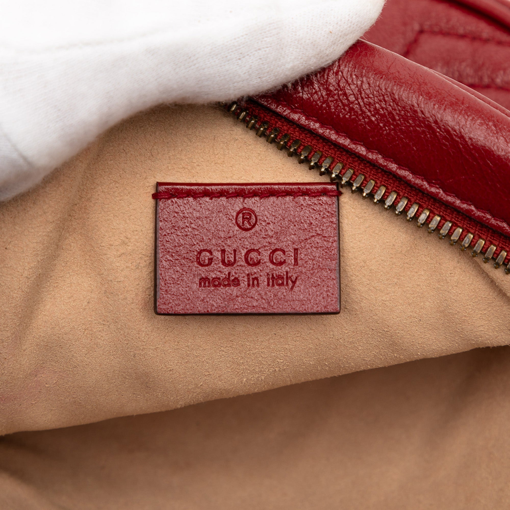 GG Marmont Round Shoulder Bag Matelasse Leather Mini