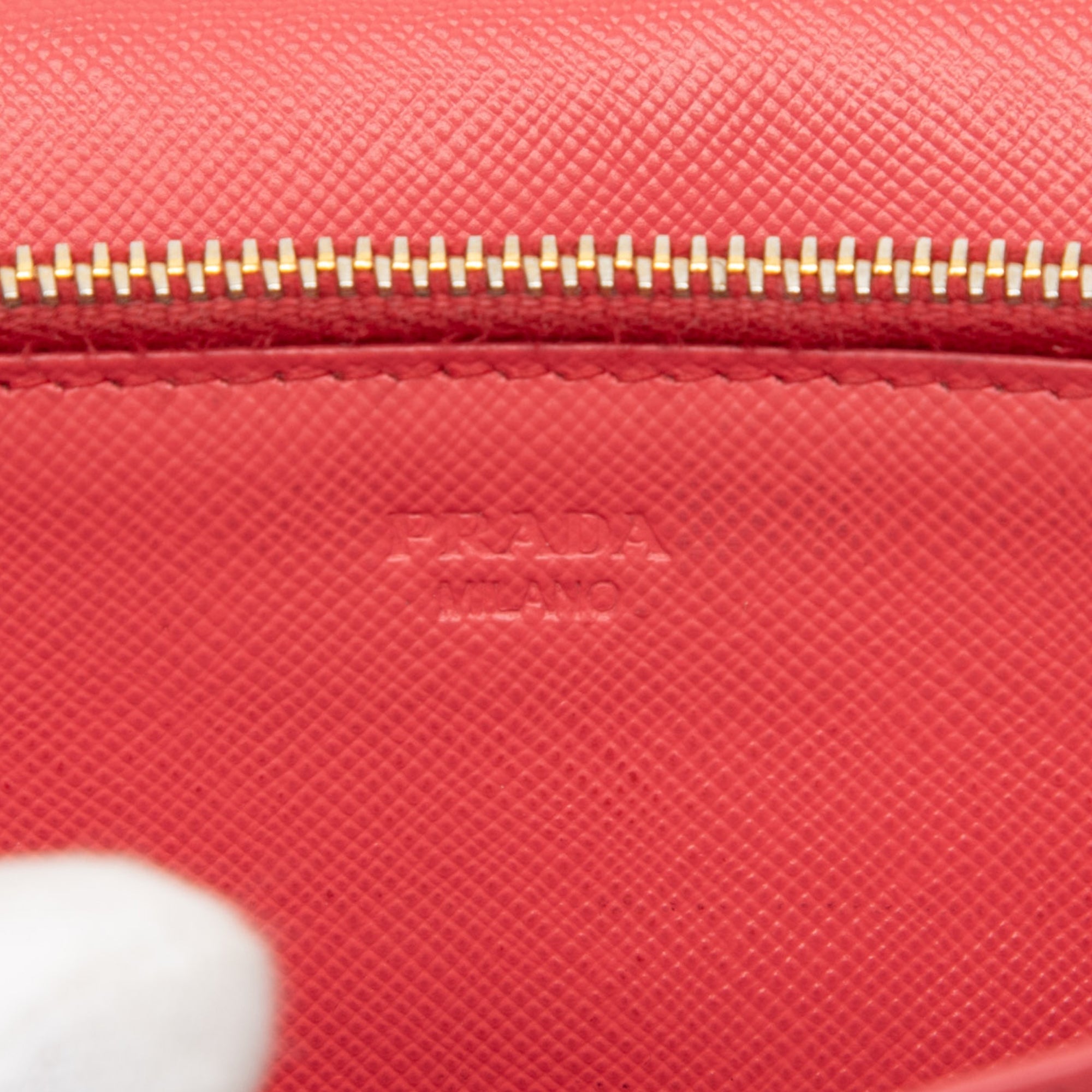 Chain Wallet Crossbody Saffiano Leather