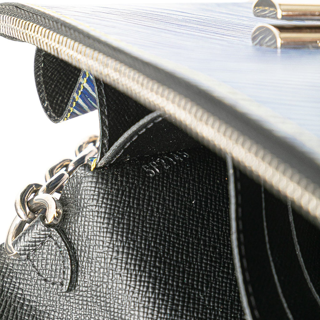 Twist Chain Wallet Limited Edition Azteque Epi Leather