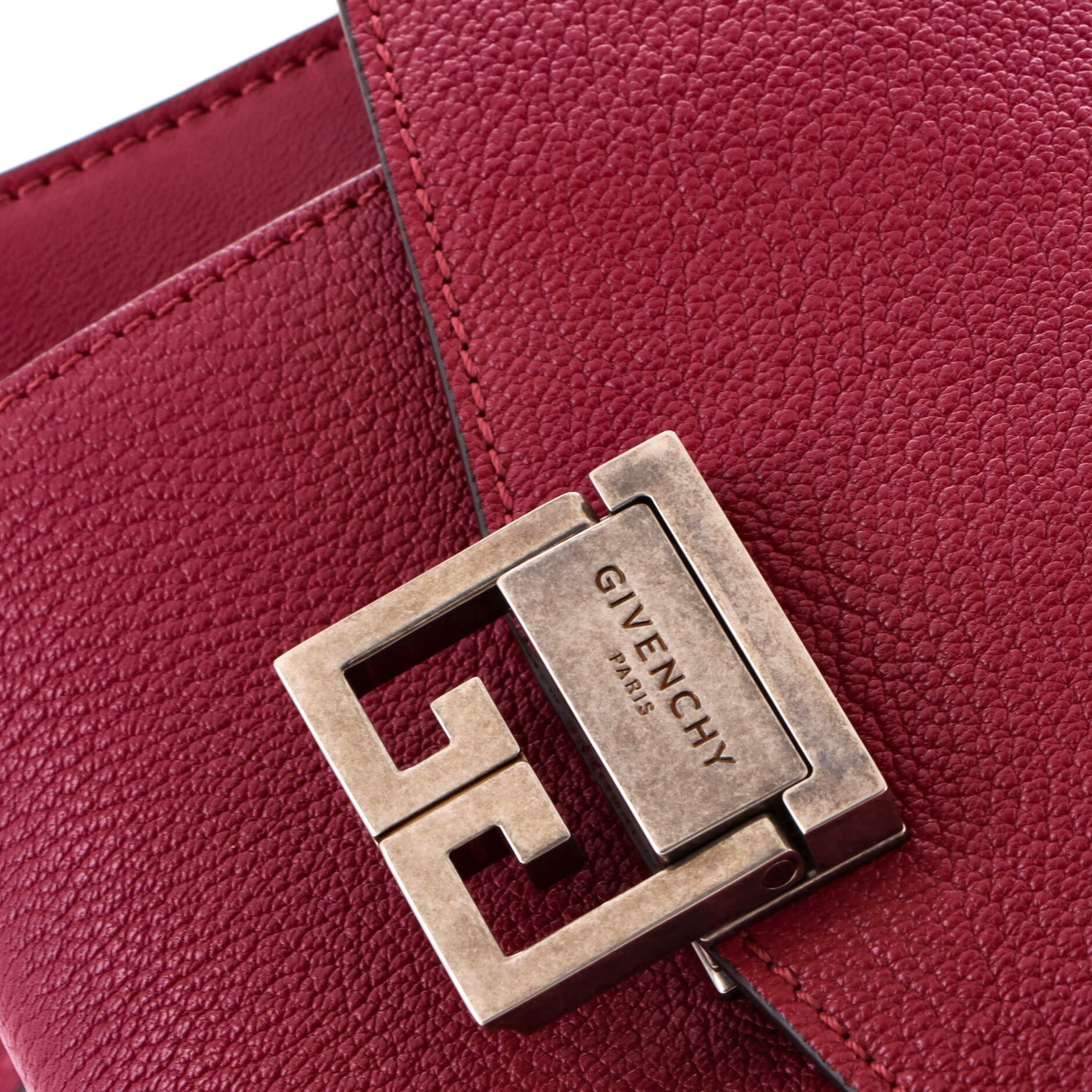 GV3 Flap Bag Leather Small