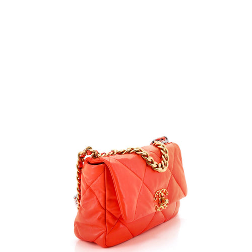 19 Flap Bag Quilted Leather Medium