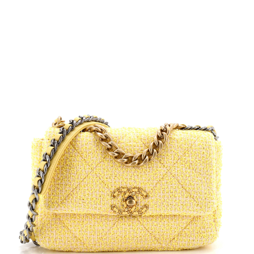19 Flap Bag Quilted Tweed Medium