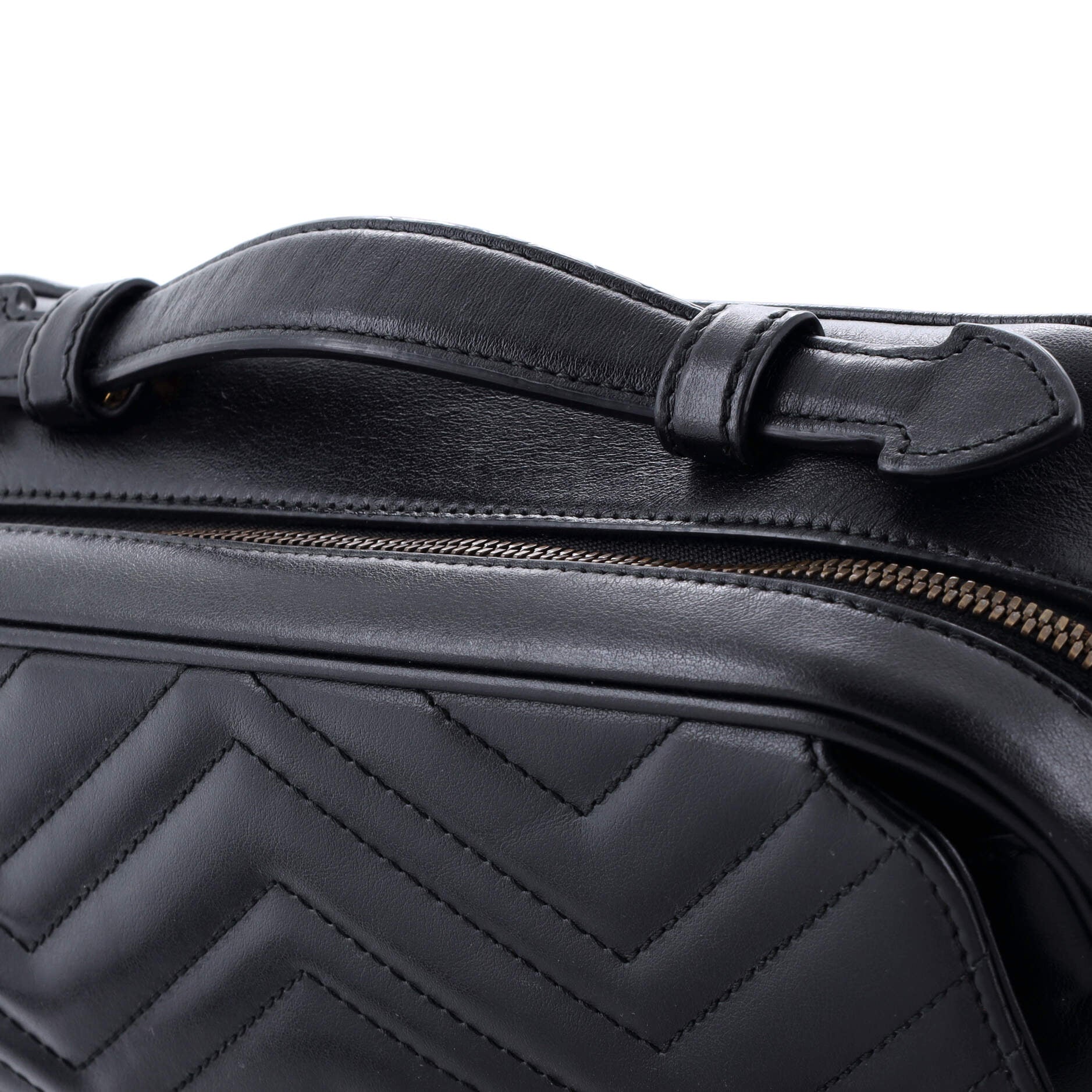 GG Marmont Zip Around Camera Bag Matelasse Leather Small