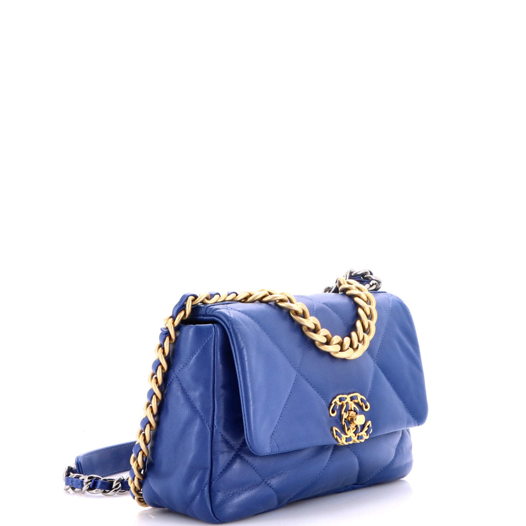 19 Flap Bag Quilted Leather Medium