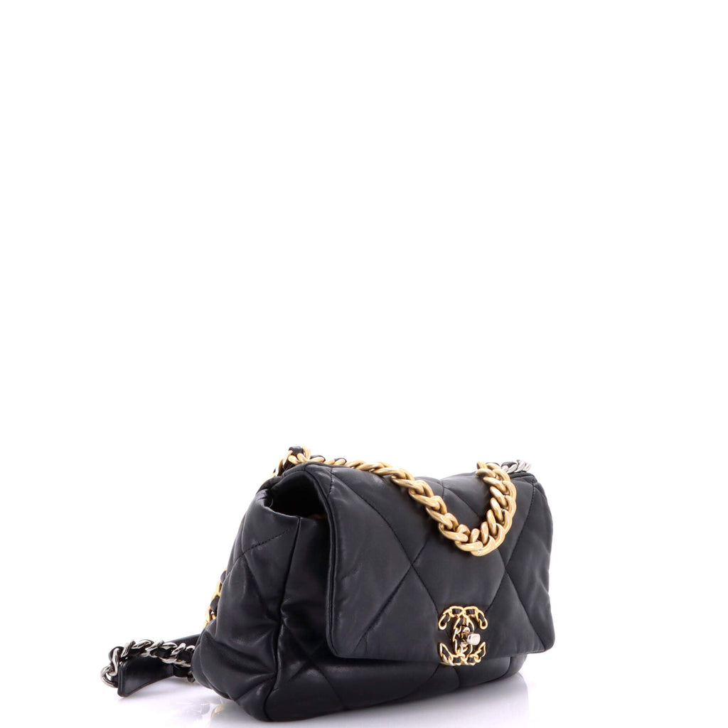 19 Flap Bag Quilted Leather Medium