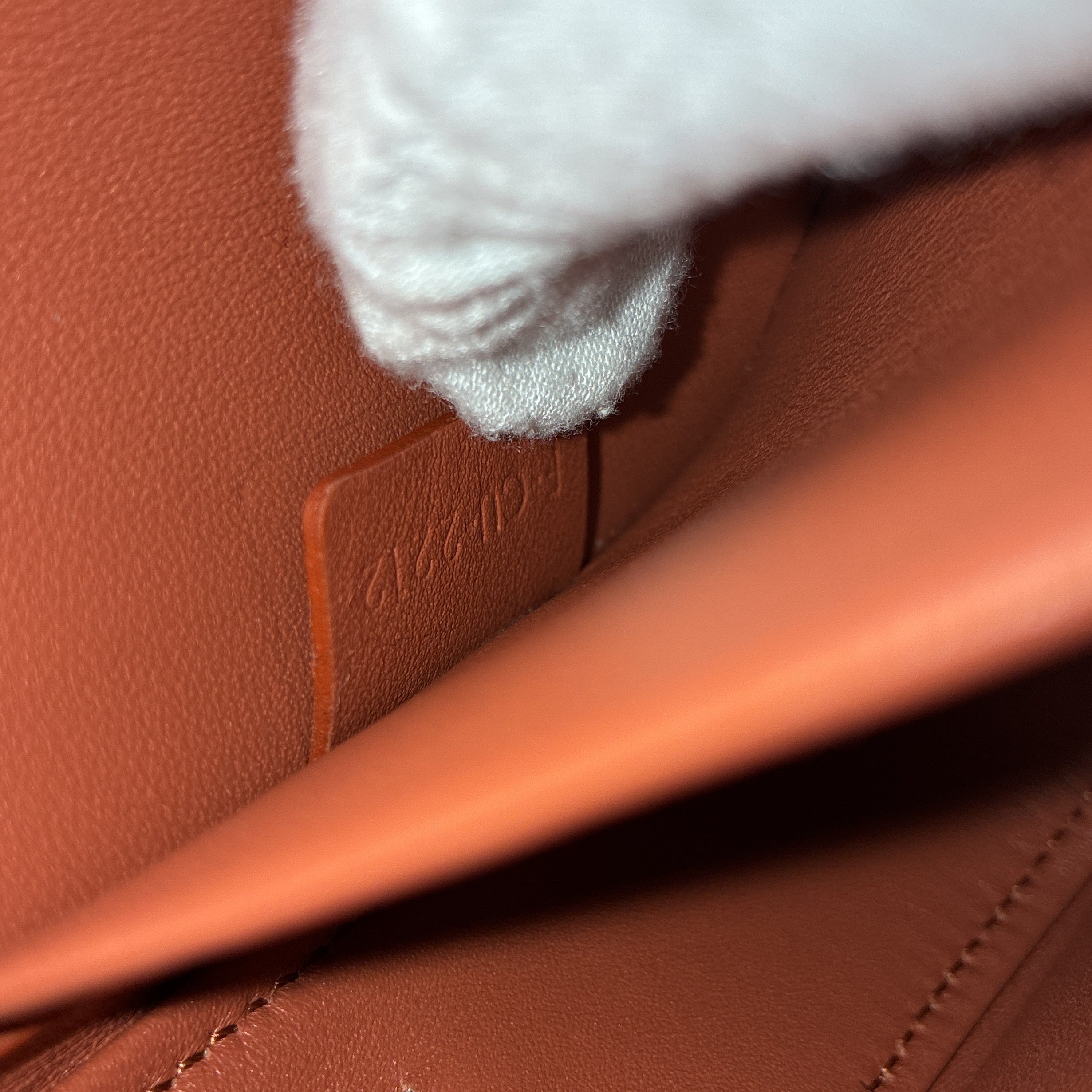 Triomphe East-West Shoulder Bag Smooth Calfskin