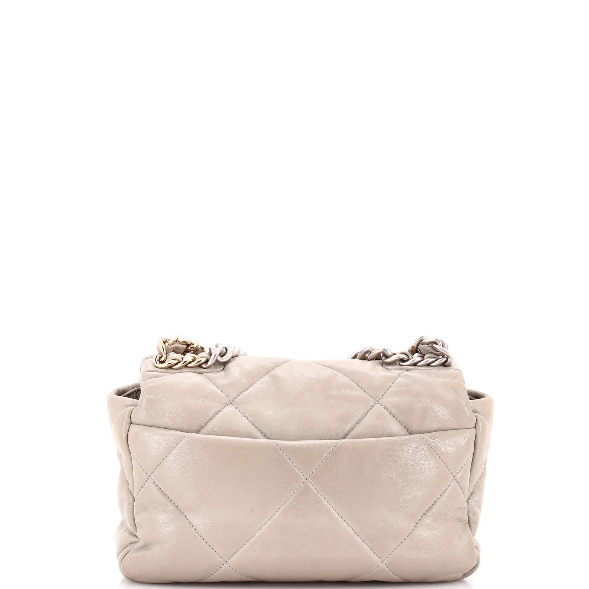 19 Flap Bag Quilted Leather Medium