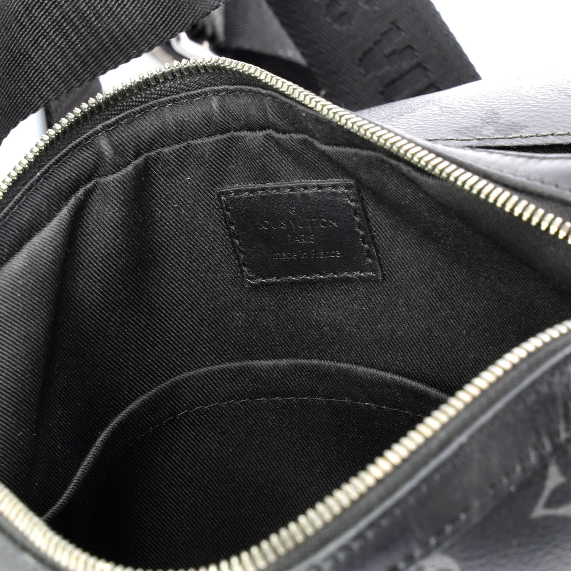 Trio Messenger Bag Reverse Monogram Eclipse Canvas