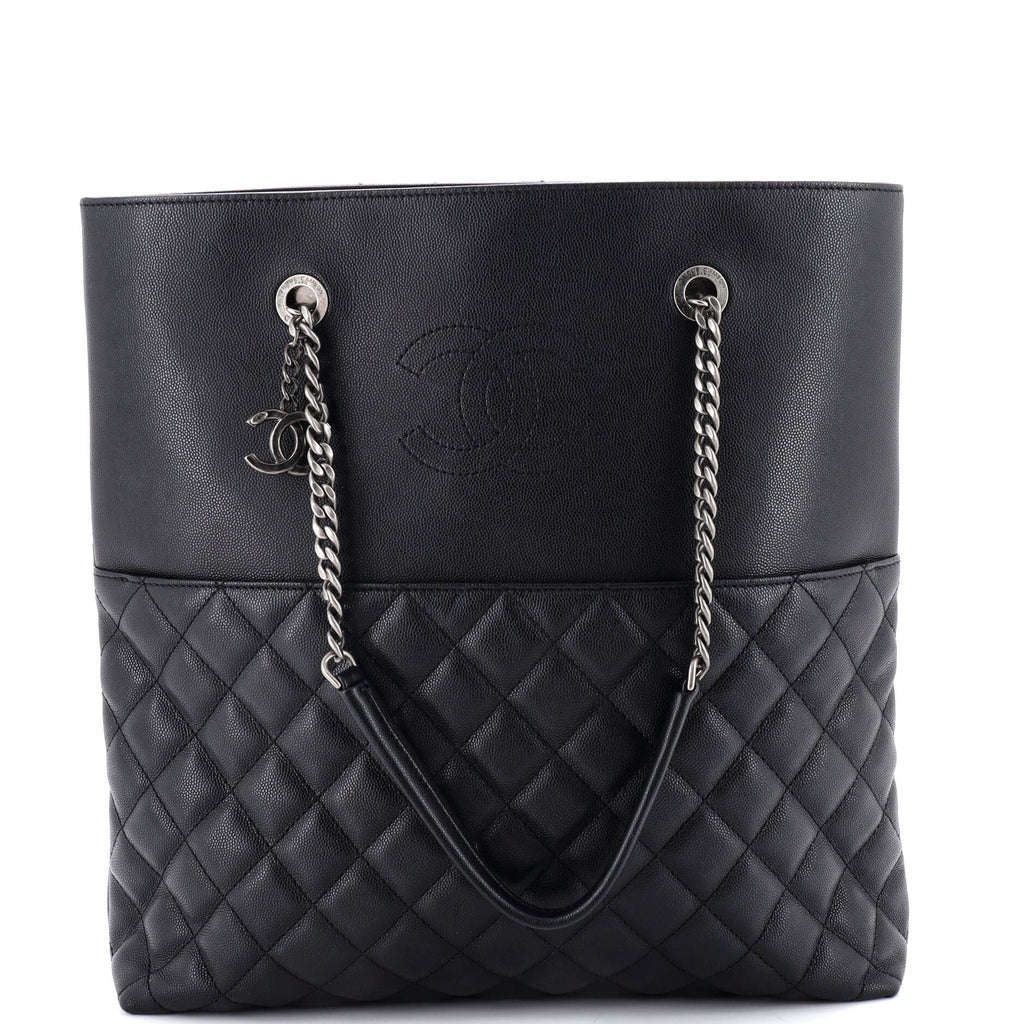 Urban Delight Chain Tote Quilted Caviar Large