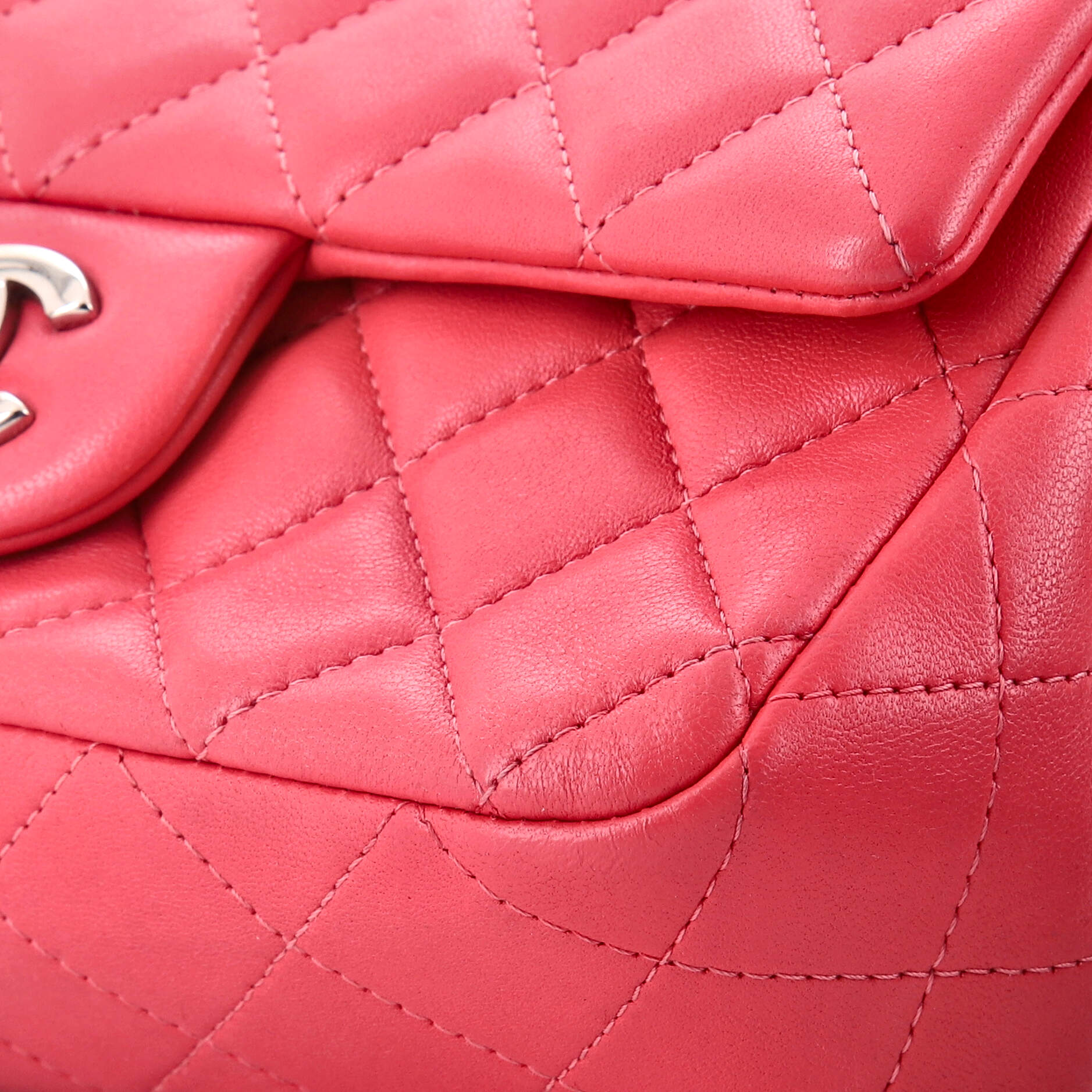 Classic Single Flap Bag Quilted Lambskin Mini