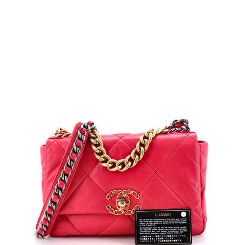 19 Flap Bag Quilted Leather Medium