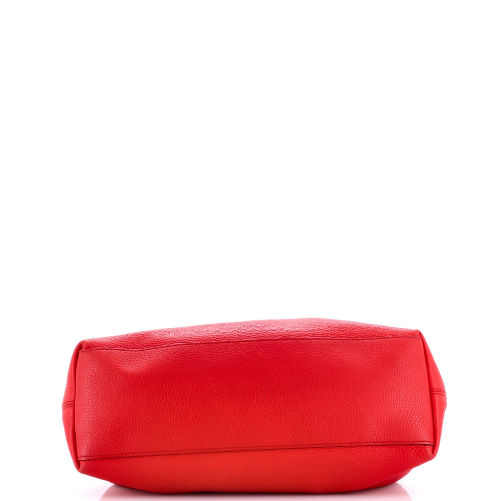 Soho Chain Strap Shoulder Bag Leather Medium