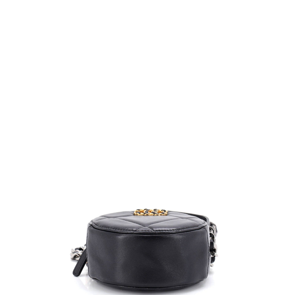 19 Round Clutch with Chain Quilted Leather