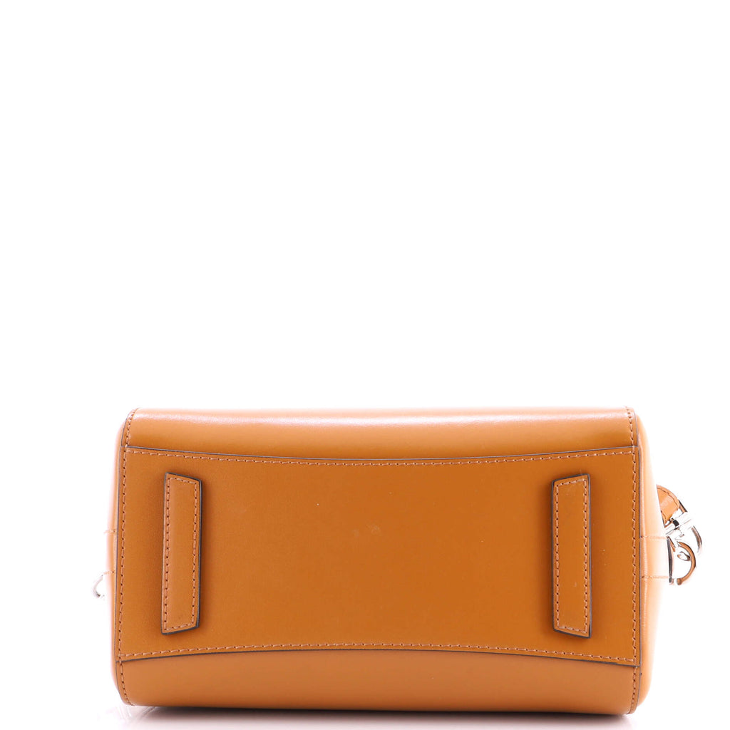 Antigona Bag Glazed Leather Mini